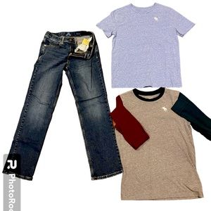 Straight jeans & 1 short sleeve & 1 long sleeve Abercrombie size 14